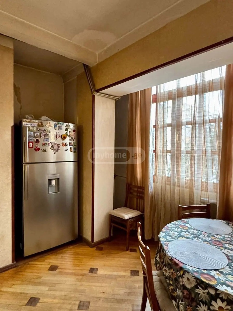 თემქა - XI მ/რ III კვარტ.  - 3 rooms