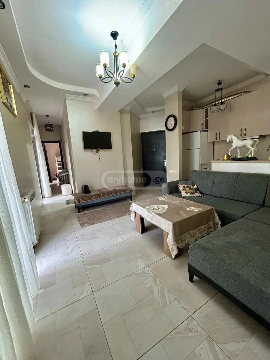 ანგისის ქ. 34 - 3 rooms