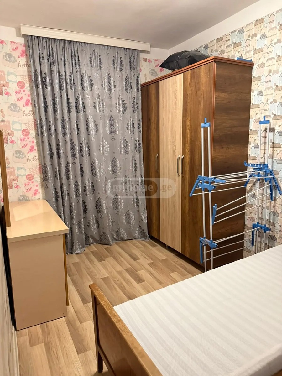 მელიქიშვილი პ. ქ. 8 - 2 rooms