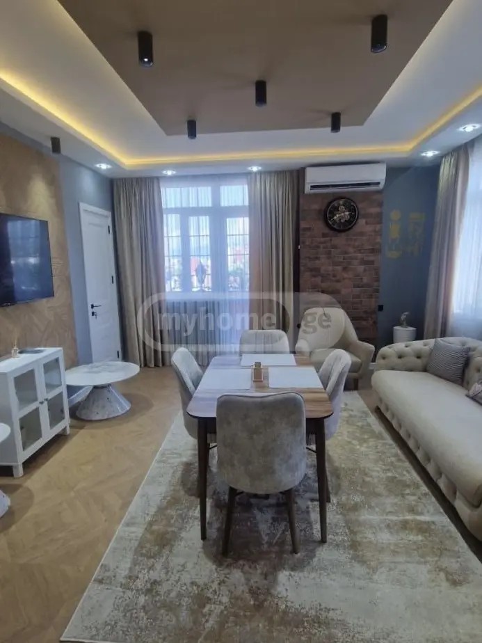 დემეტრე თავდადებულის ქ. 98 - 3 rooms