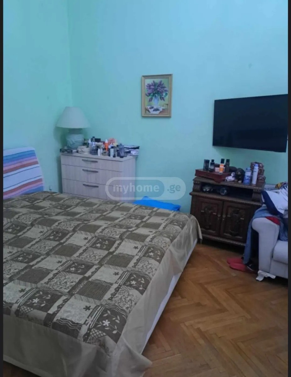 რომის ქ. 7 - 3 rooms