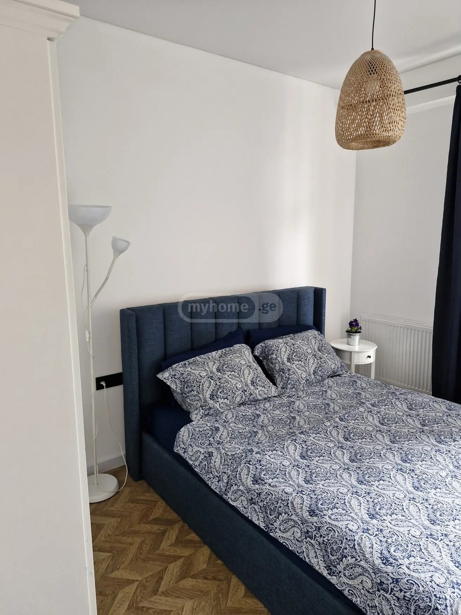 პეტრე იბერის ქ. 8 - 3 rooms