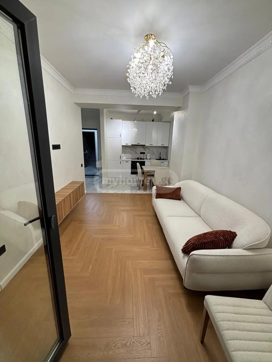 აღმაშენებლის გამზ. 194 - 2 rooms