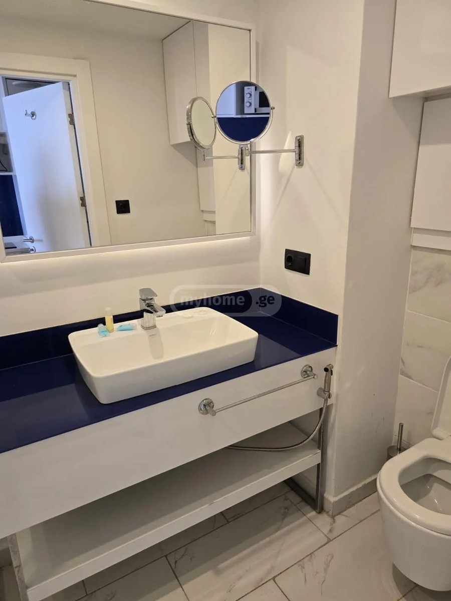აბუსერიძე ტ. ქ. 7b - 1 rooms
