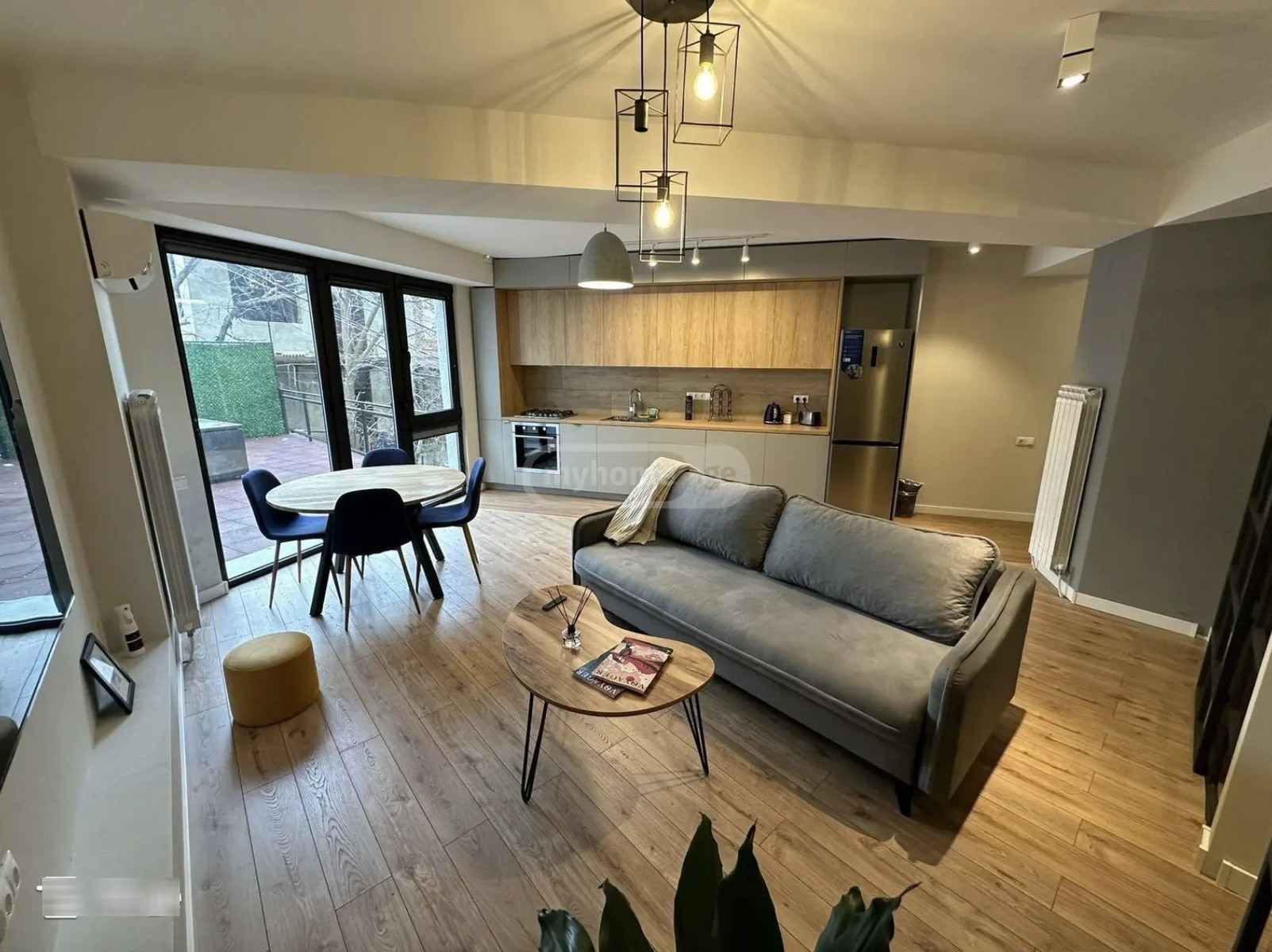 ცხვედაძის ქ. 58 - 3 rooms