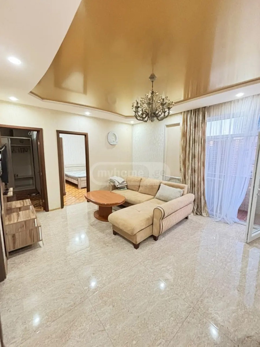 აღმაშენებლის ქ. 3 - 3 rooms