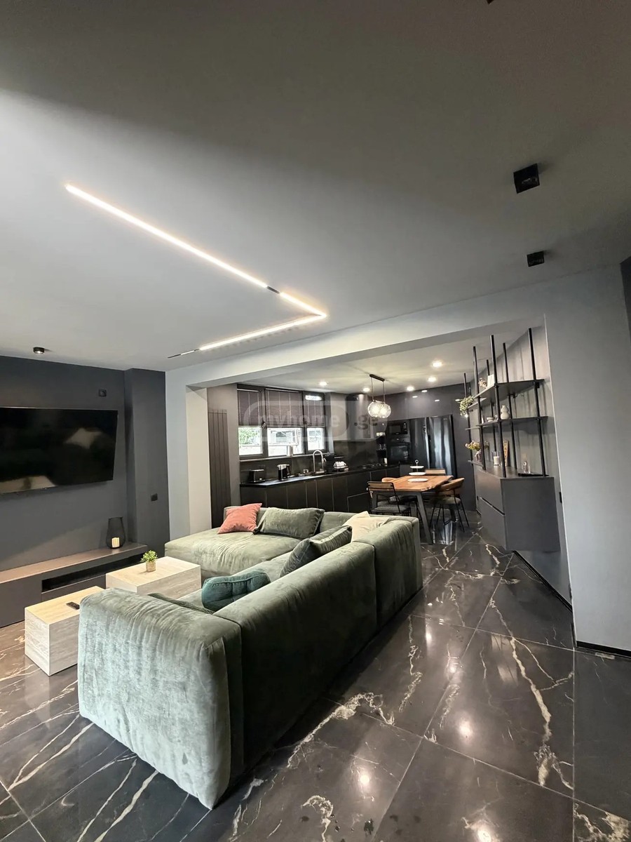 ნუცუბიძის ქ.  121 - 3 rooms