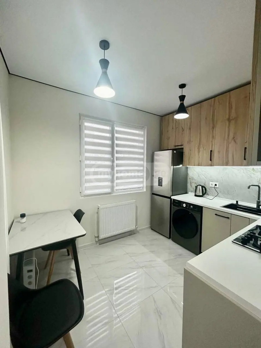 ქეთევან წამებულის ქ. 18 - 3 rooms