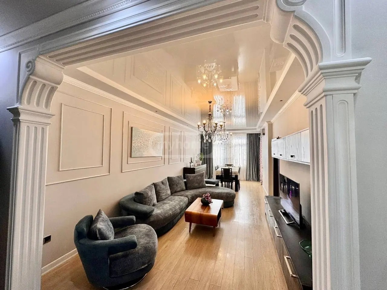 ჭავჭავაძე ი. ქ. 34 - 5 rooms
