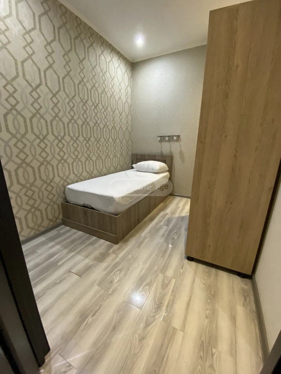 დემეტრე თავდადებულის ქ. 50 - 3 rooms
