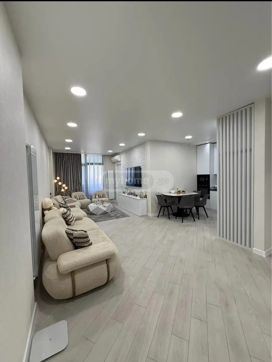 აბუსერიძე ტ. ქ. 5 - 2 rooms