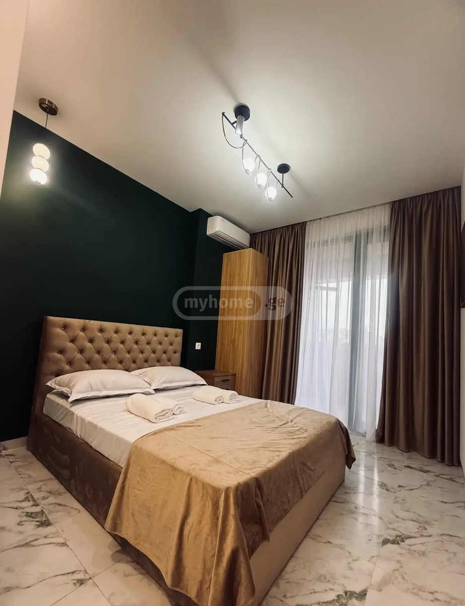 აბუსერიძე ტ. ქ. 22 - 1 rooms