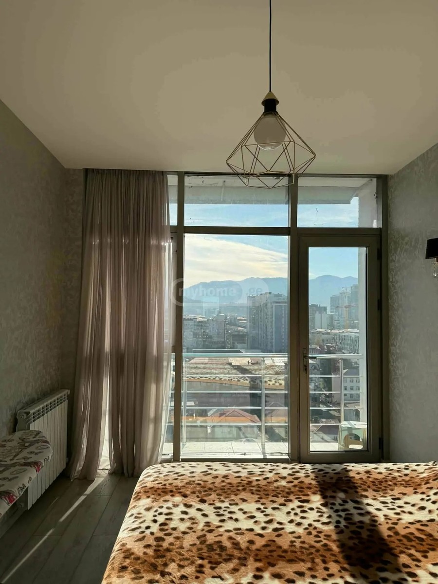 გორგასალი ვ. ქ.  - 3 rooms
