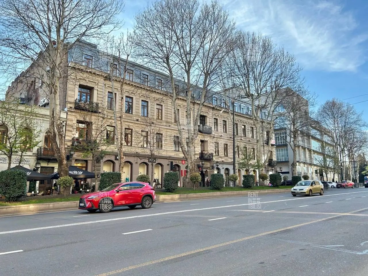 რუსთაველის გამზ. 40 - 5 rooms