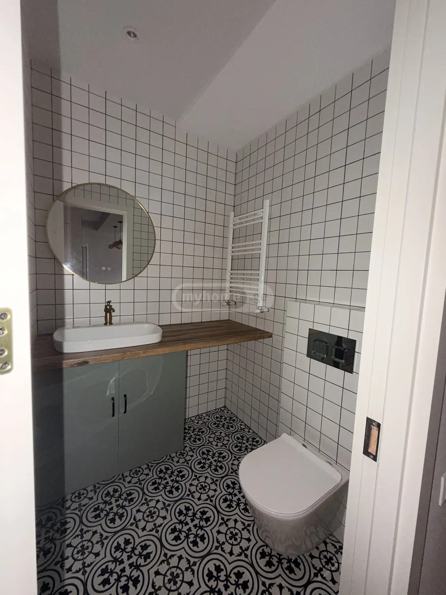პოლიტკოვსკაია ა. ქ. (ჯიქია) 46 - 2 rooms