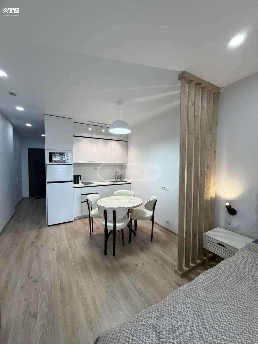 აბუსერიძე ტ. ქ. 13 - 1 rooms