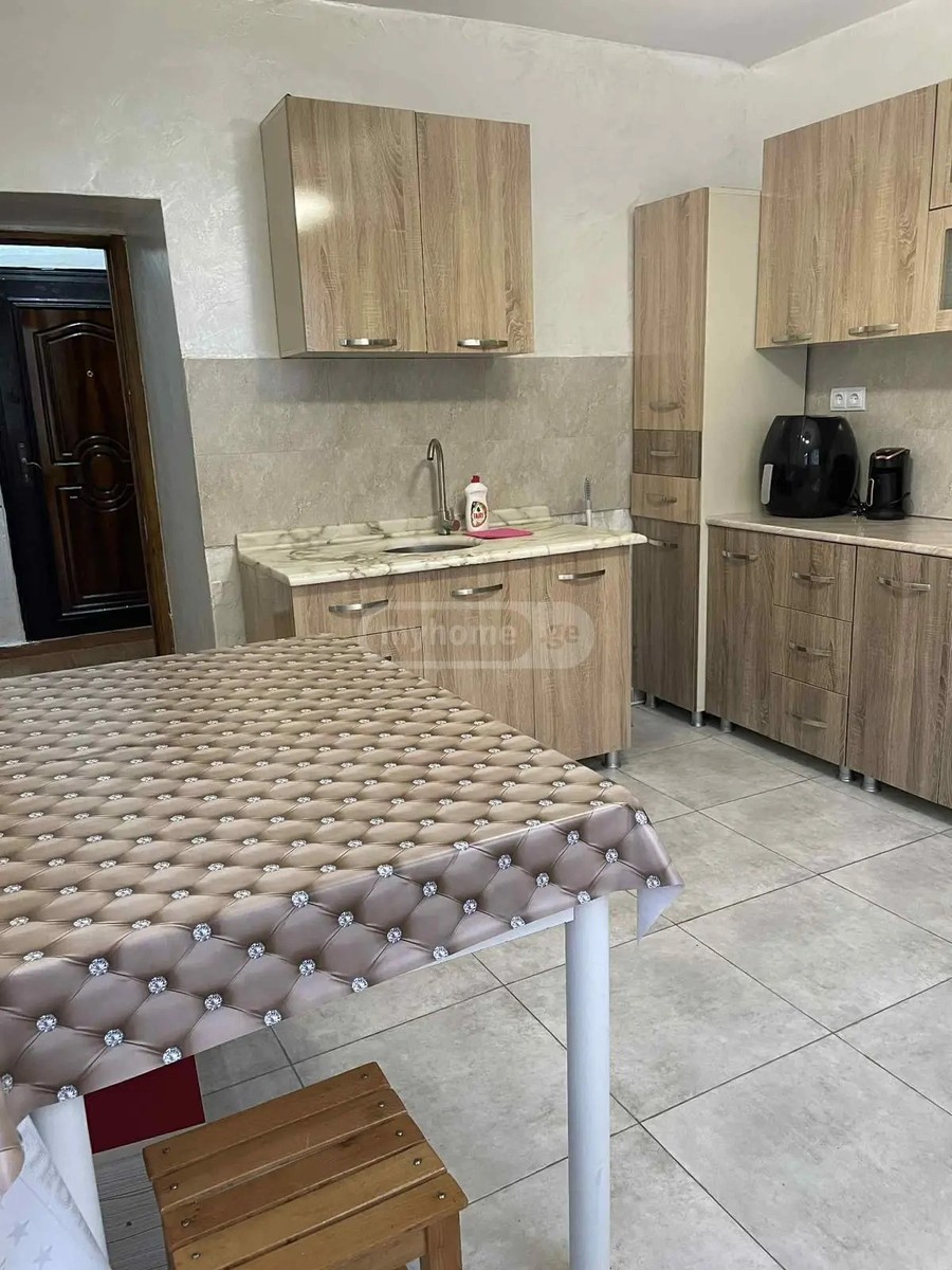 ტაბიძის ქ. 7 - 2 rooms