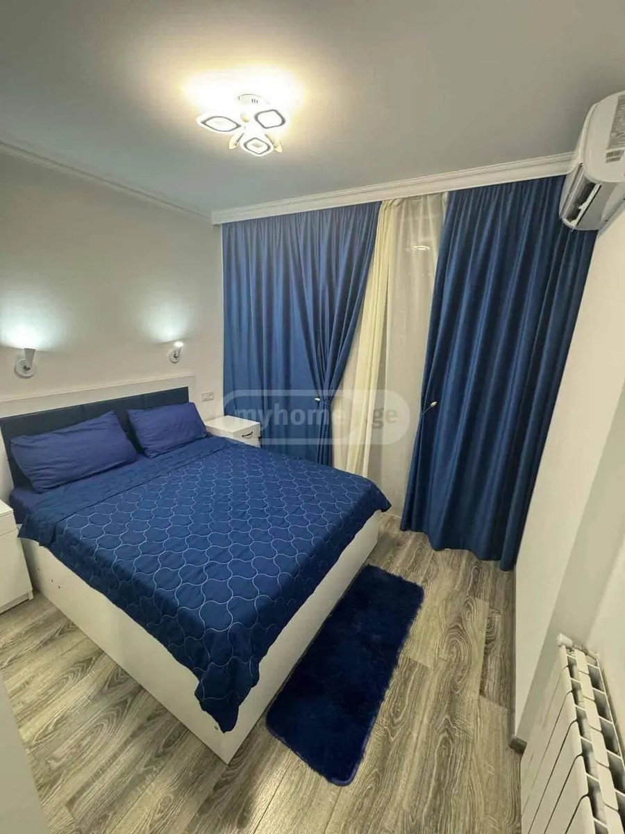 Лорткипанидзе - 1 rooms