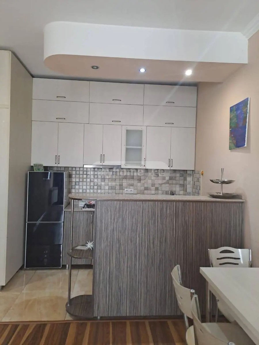 კ. გამსახურდიას ქუჩა 21 - 2 rooms