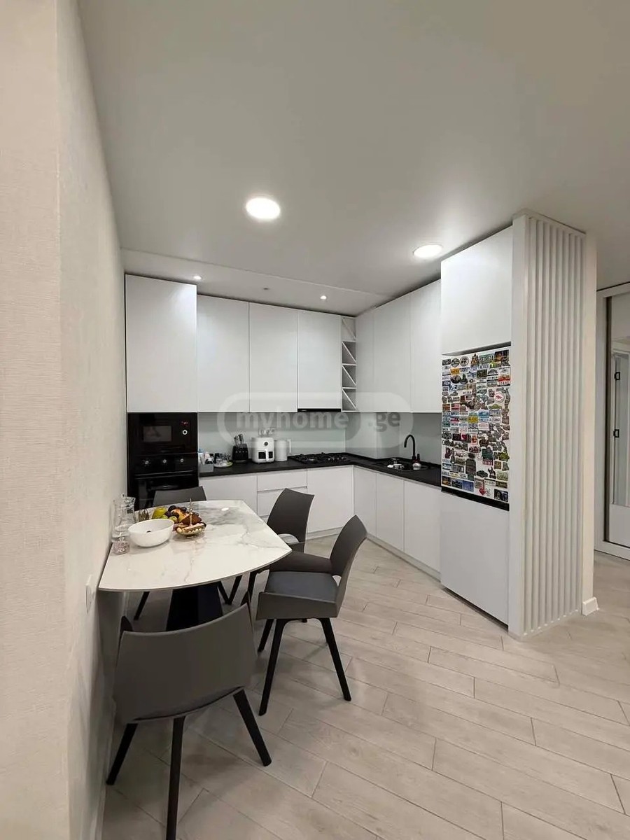 აბუსერიძე ტ. ქ. 5 - 2 rooms
