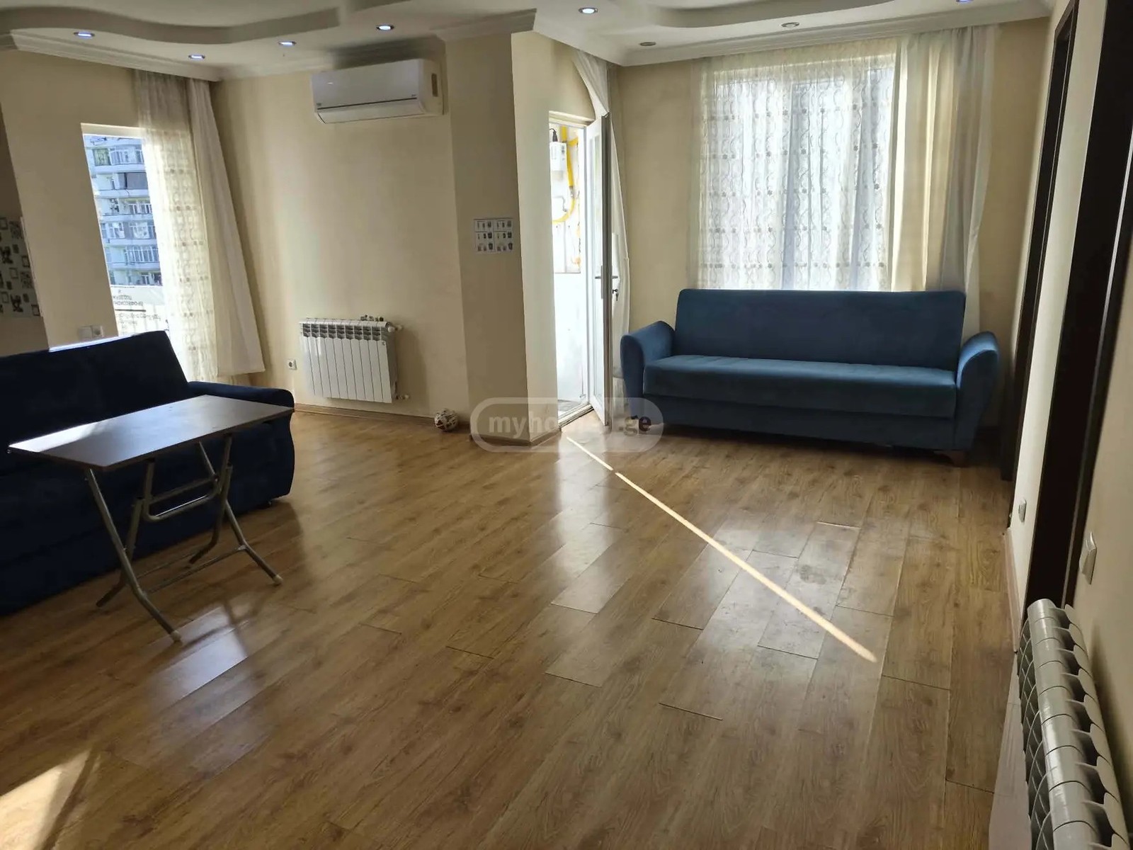 ანგისის ქ. 6 - 3 rooms