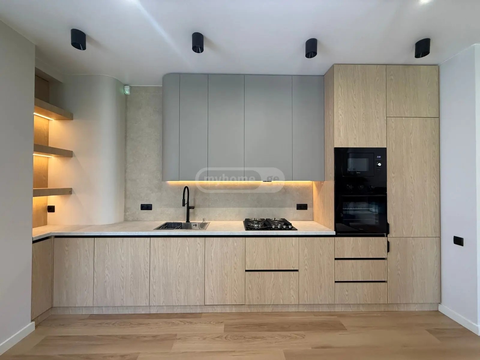 მინდელის ქ. 8 - 3 rooms