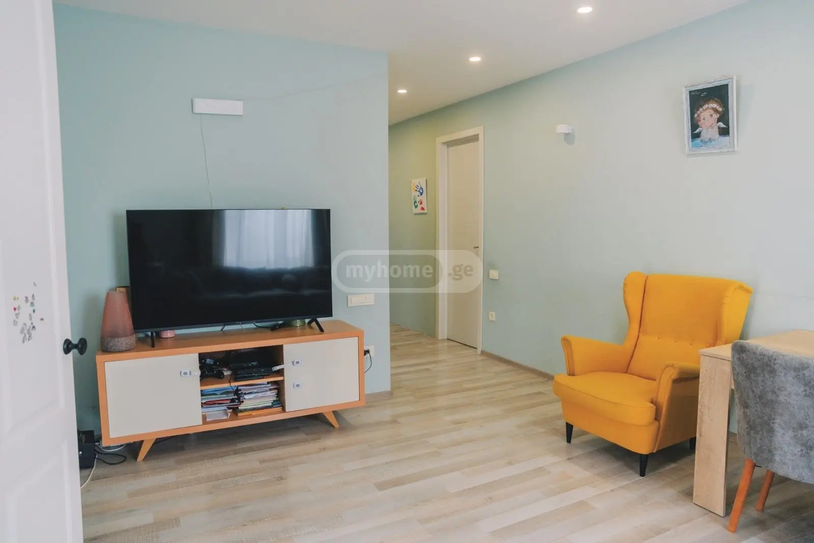ნუცუბიძის პლ. I-მ/რ 10 - 3 rooms