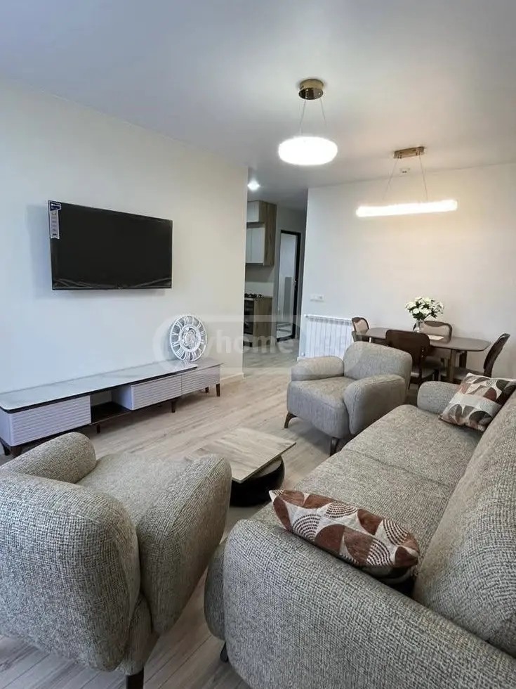 ლორთქიფანიძე გრ. ქ. 24 - 3 rooms