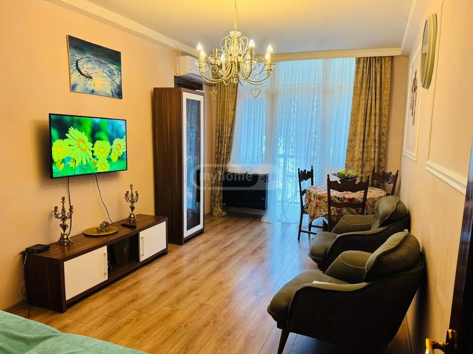 ინასარიძის ქ. 5 - 4 rooms