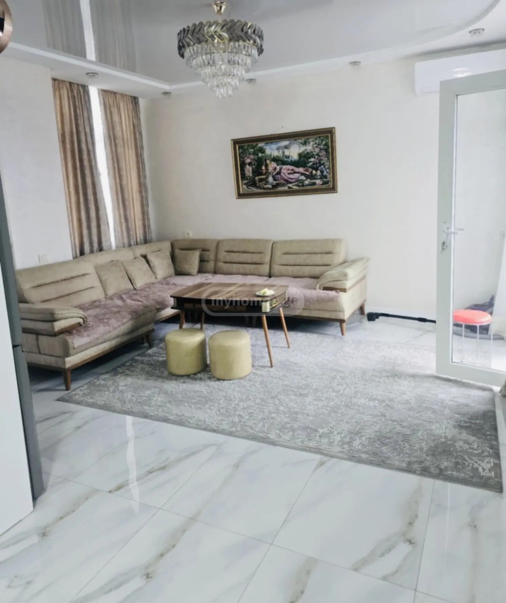 პუშკინი ა. ქ. 13 - 4 rooms