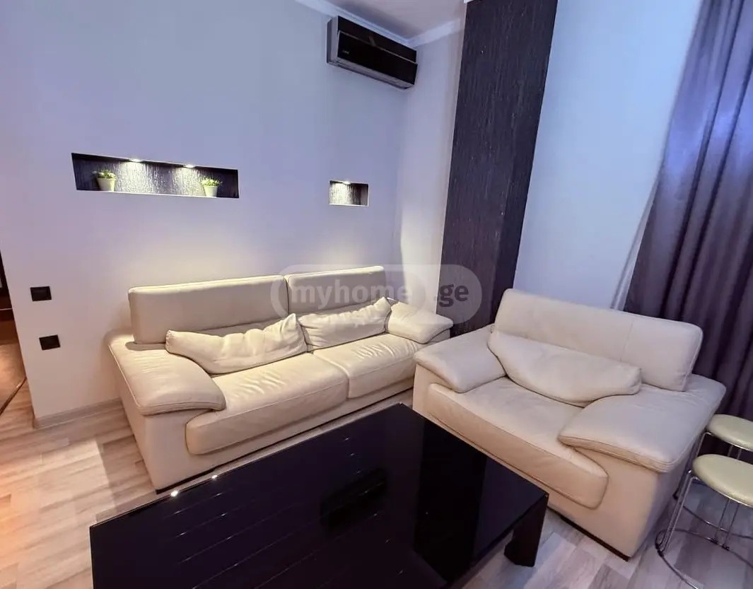 რუსთაველის ქ. 15 - 2 rooms