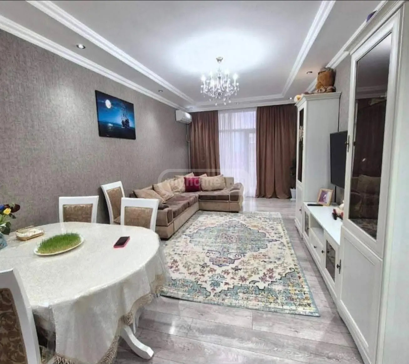აბუსერიძე ტ. ქ. 49 - 3 rooms