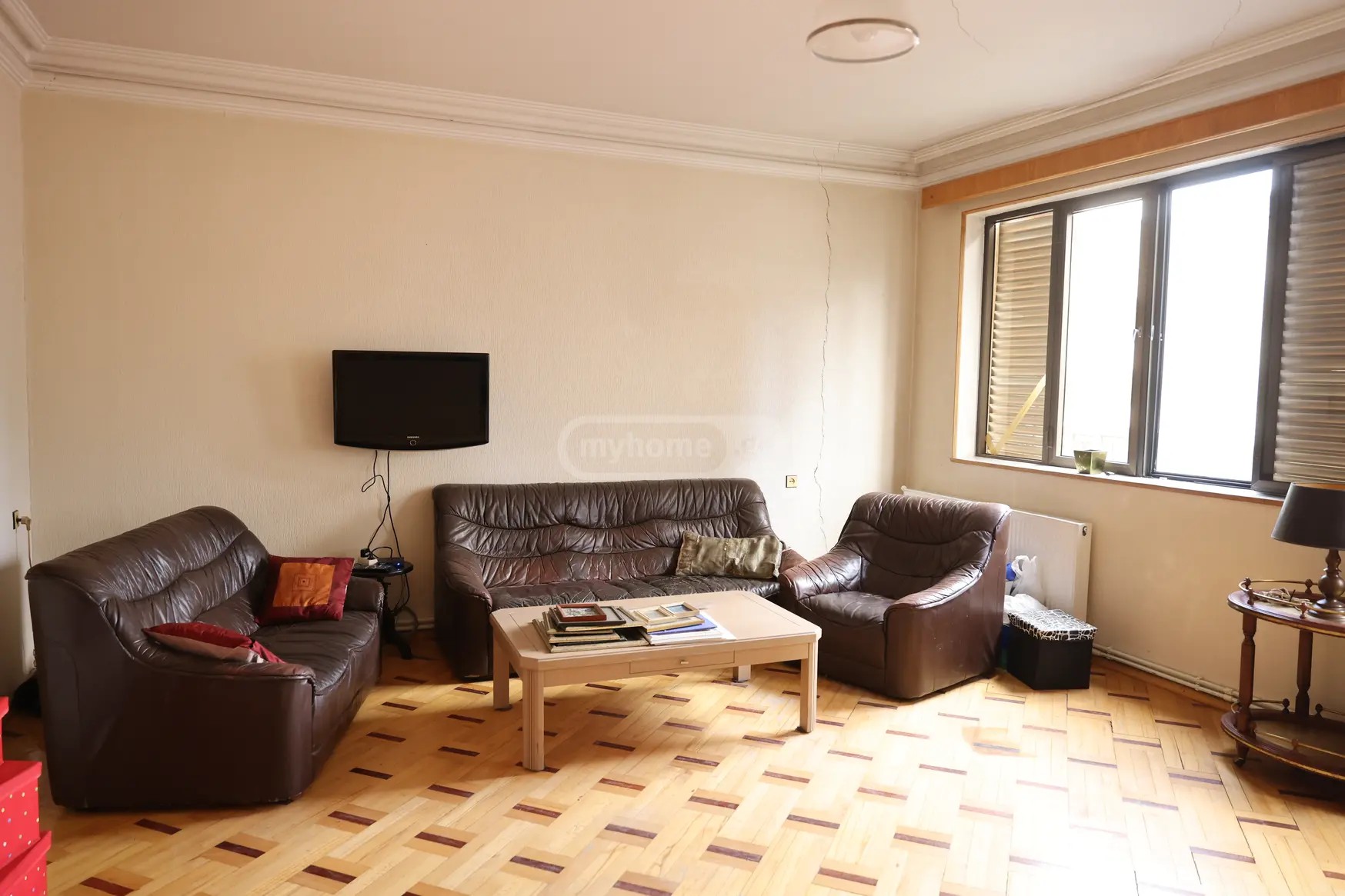 ყაზბეგის გამზ. 26 - 5 rooms