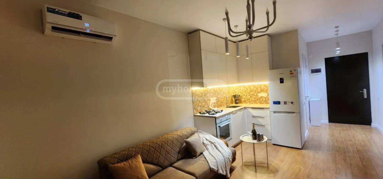 დავით აღმაშენებლის ქუჩა 13 - 3 rooms