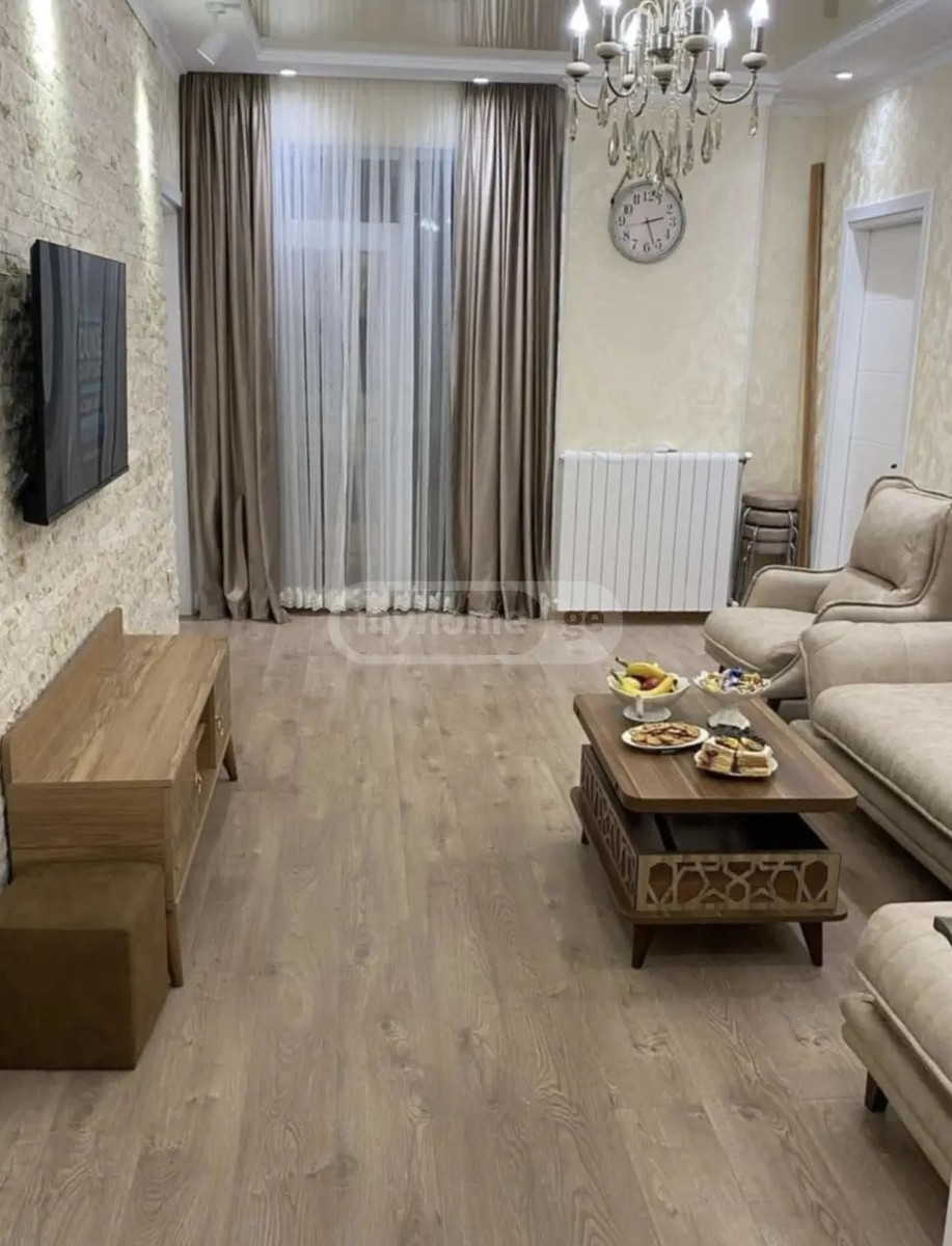 ლეონიძის ქ. 17 - 3 rooms