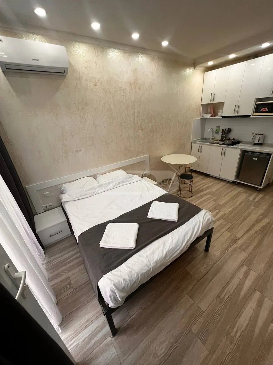 ფიროსმანის ქ. 18 - 1 rooms