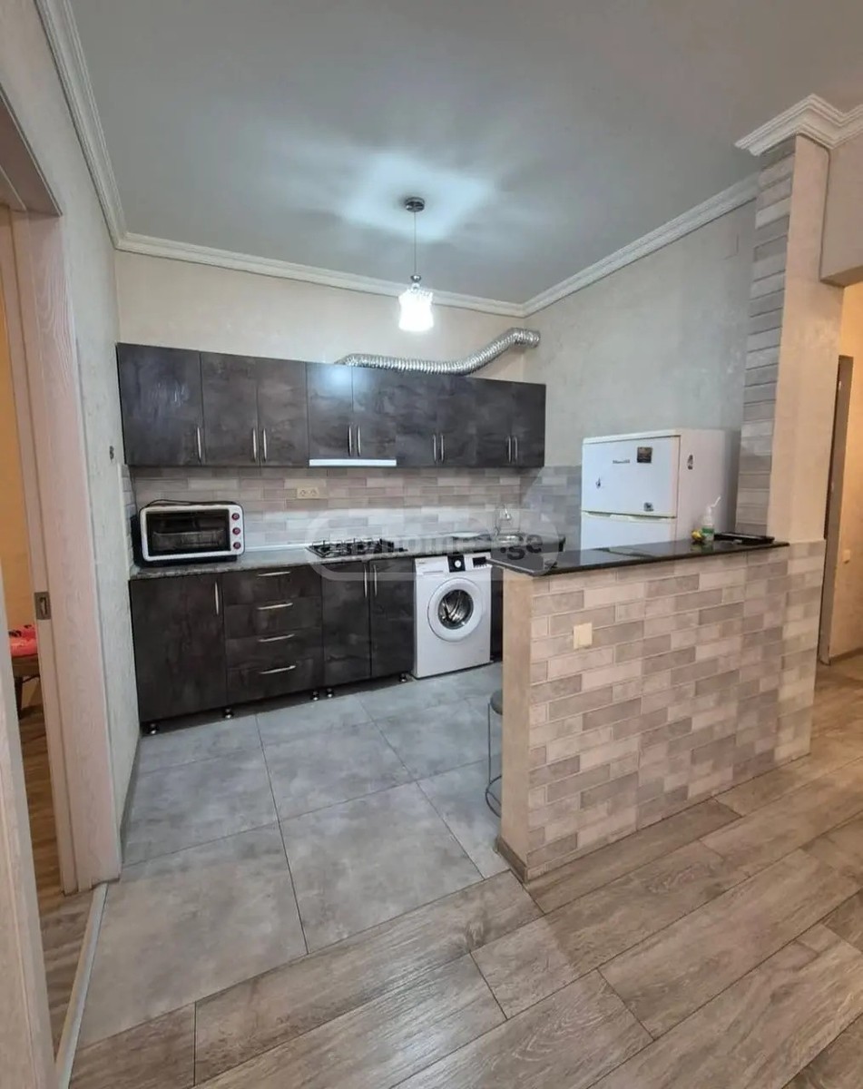 აღმაშენებლის ქ. 3 - 3 rooms