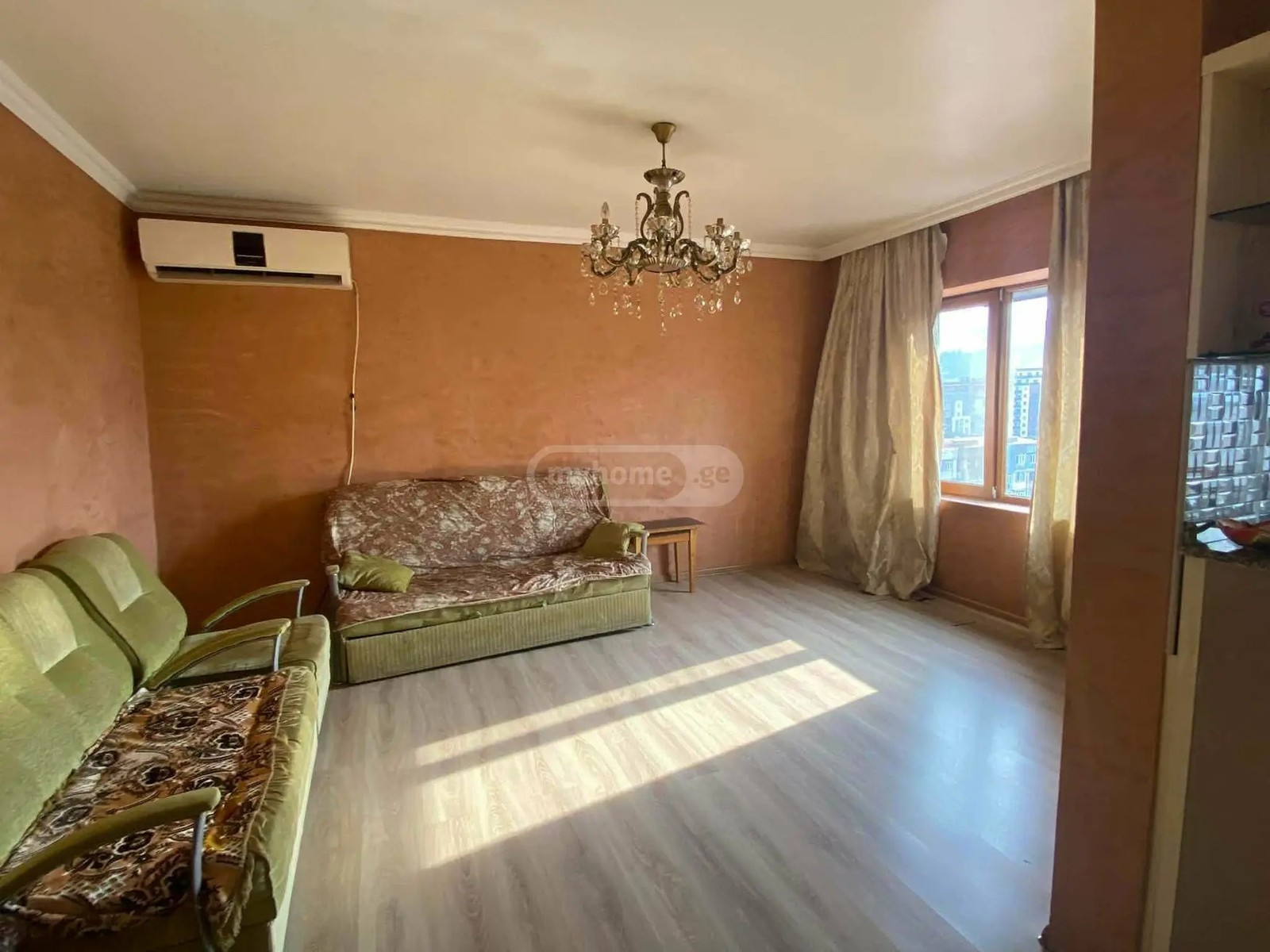 აბაშიძე ჰ. ქ. 73 - 4 rooms