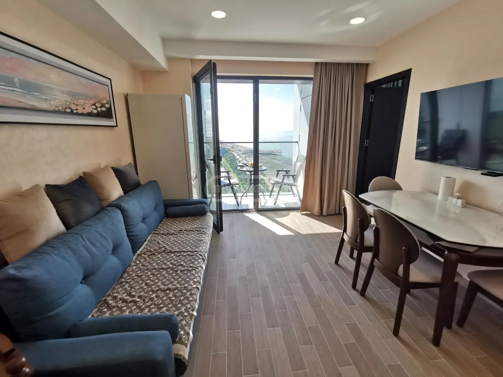 რუსთაველის ქ. 42 - 2 rooms