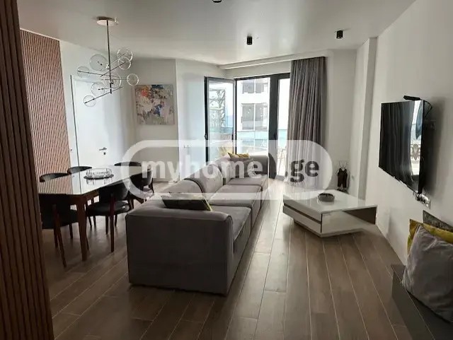 თამარ მეფის გამზ. 14 - 3 rooms