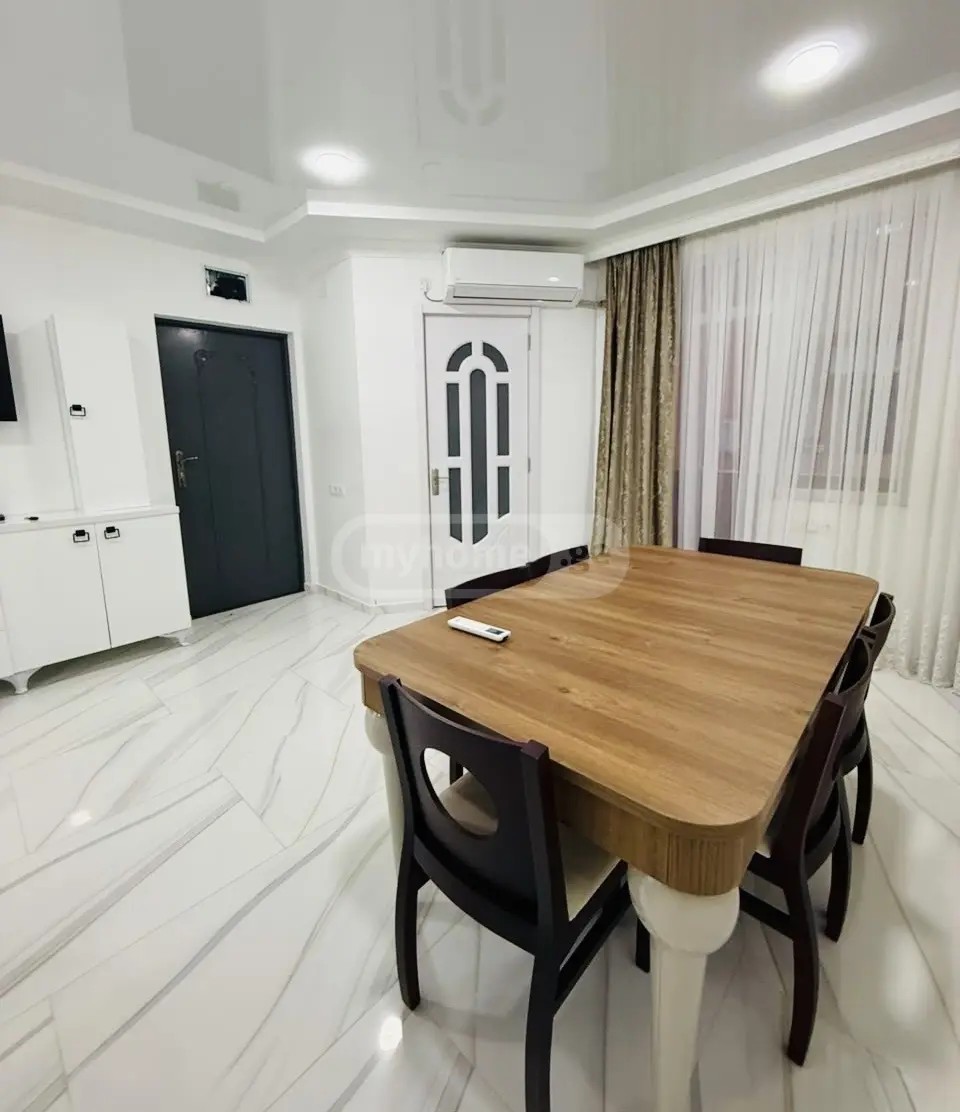 ასათიანი ლუ. ქ. 61 - 4 rooms