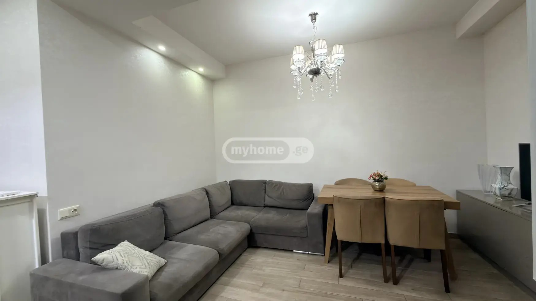 ბოჭორიშვილის ქ. 37b - 3 rooms