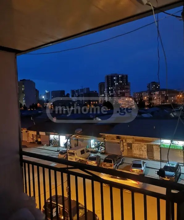 აღმაშენებლის ქ. 38 - 4 rooms