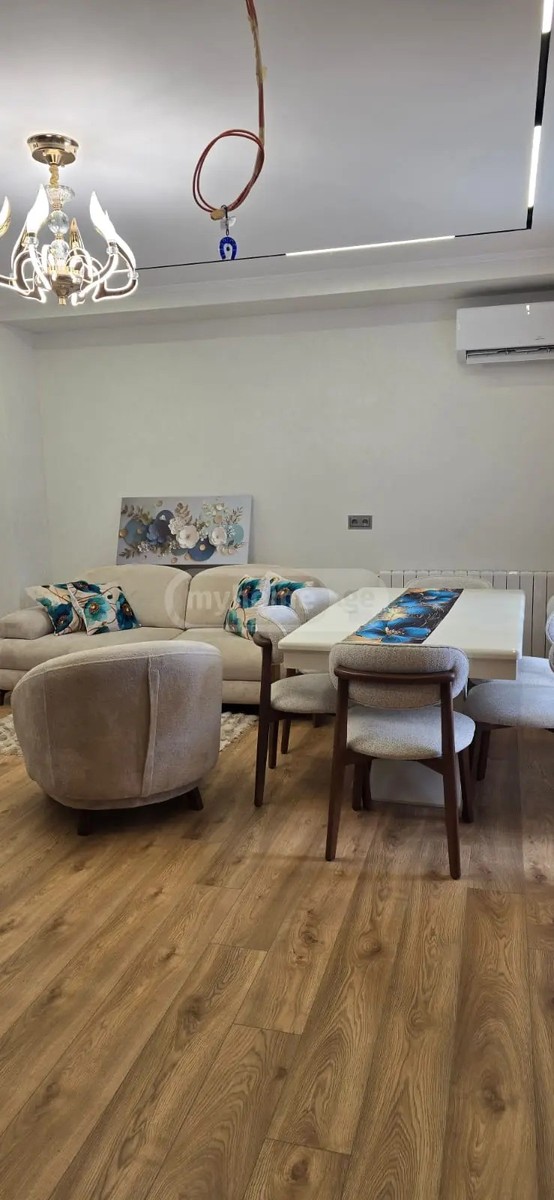 ლეხ და მარია კაჩინსკების ქუჩა 1 - 3 rooms