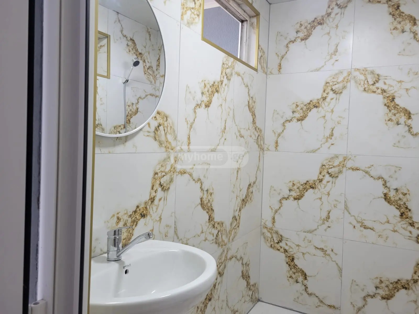 ქვედა სამება - 1 rooms