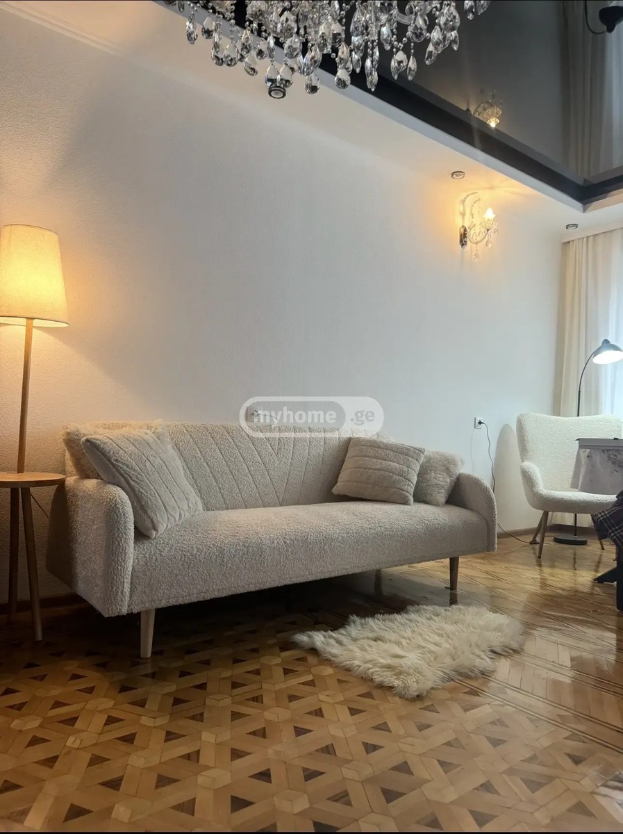 სულხან-საბას გამზ.  - 4 rooms