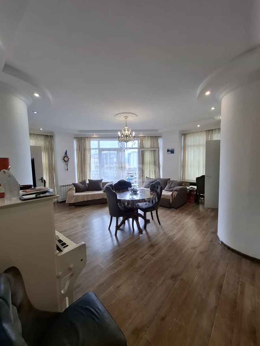 ხიმშიაშვილი ს. ქ. 20 - 3 rooms