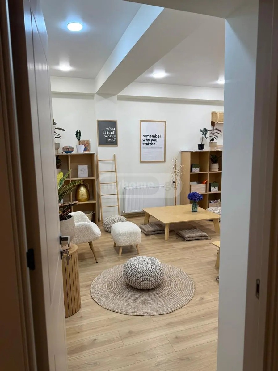 ფარნავაზ მეფის ქ. 140 - 5 rooms