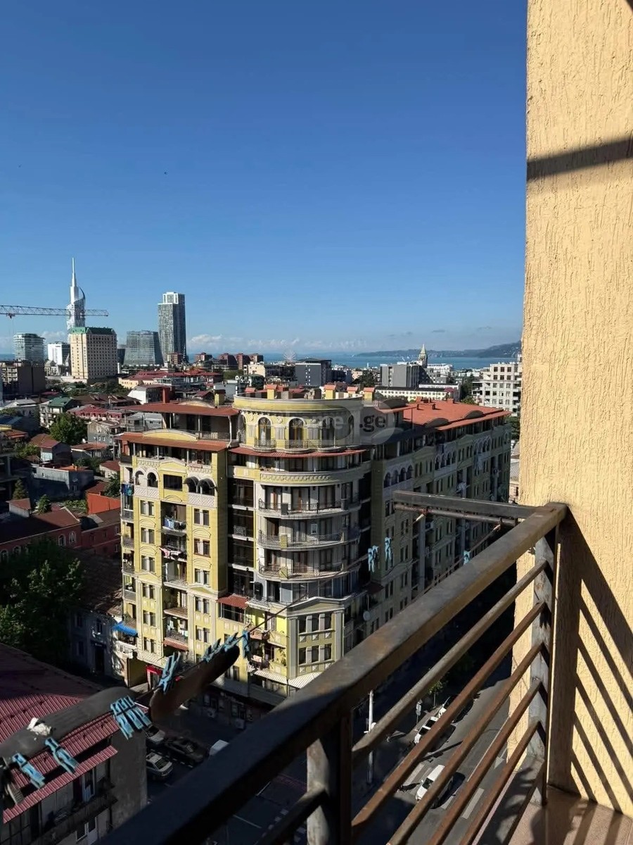 ჭავჭავაძე ი. ქ. 43 - 3 rooms