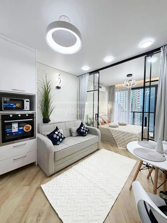 აბუსერიძე ტ. ქ. 13 - 2 rooms